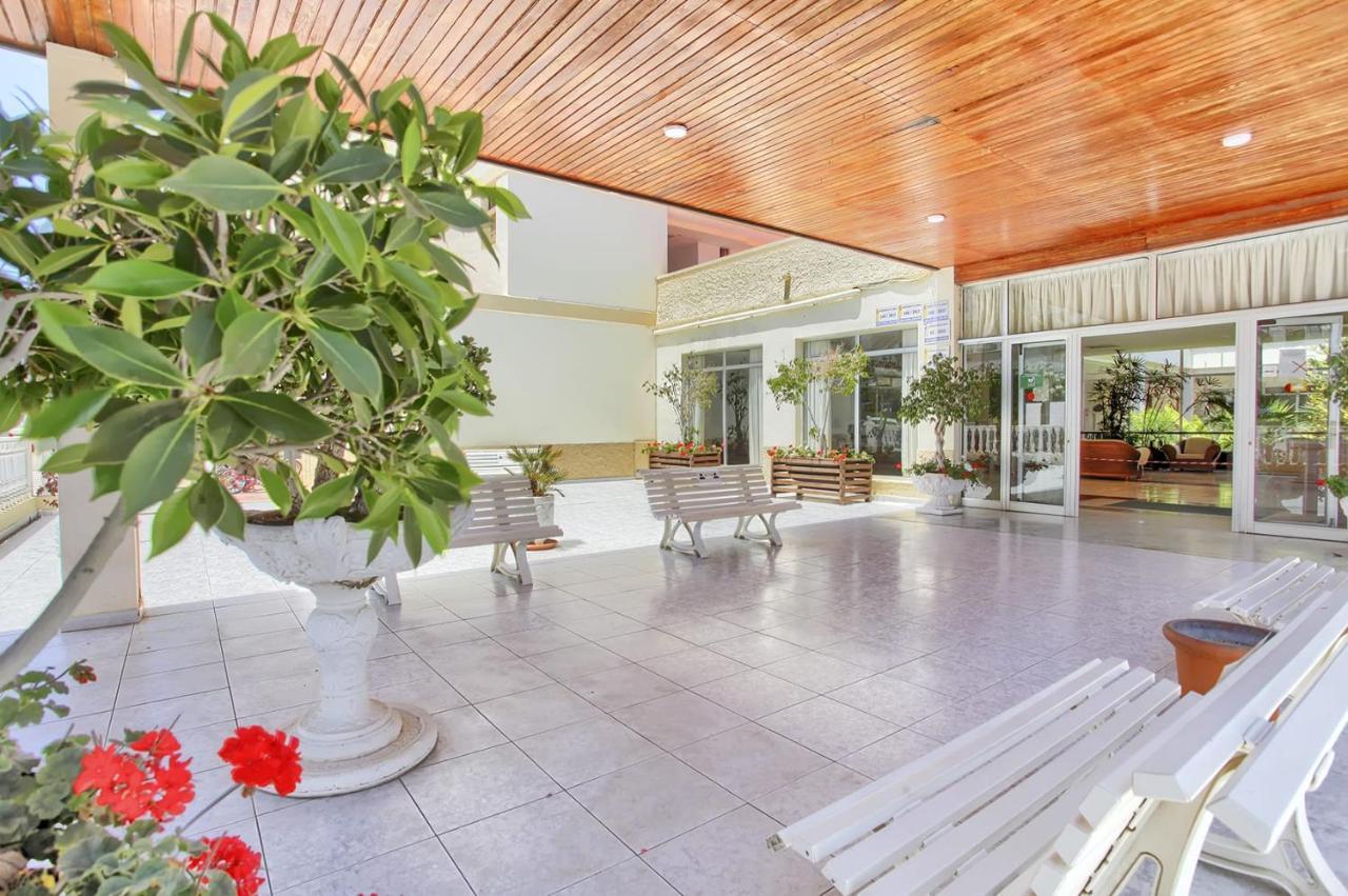 Studio Eldorado In Playa De Las Americas Near The Beach Arona  Bagian luar foto