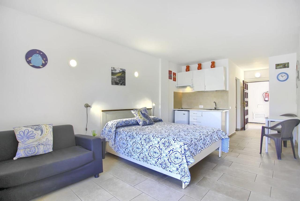 Studio Eldorado In Playa De Las Americas Near The Beach Arona  Bagian luar foto